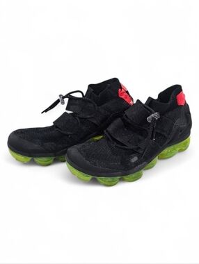 Nike Air VaporMax Flyknit Utility shoes Black Volt Bright Crimson Size 7.5